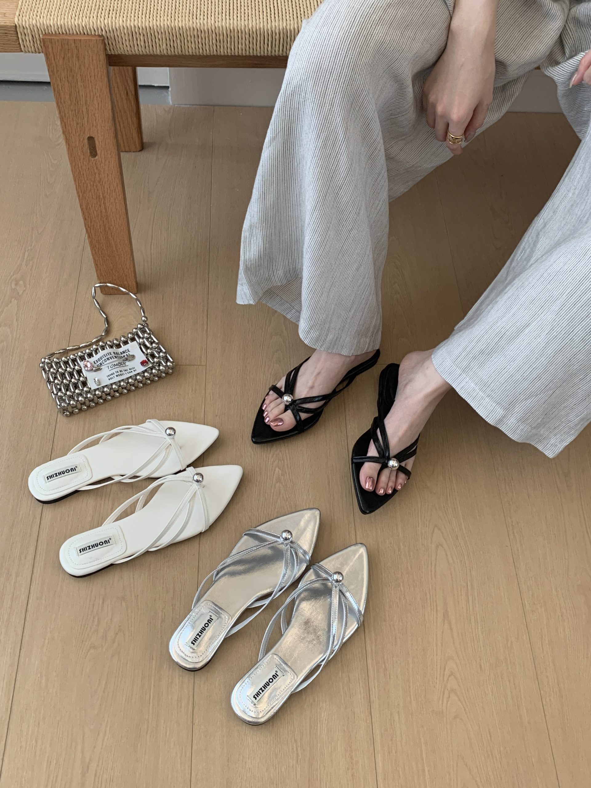 French Pointed Toe Thin Strap Flip Flops Women 2026 New Summer Fashion Flat Metal Buckle Toe Separator Slippers