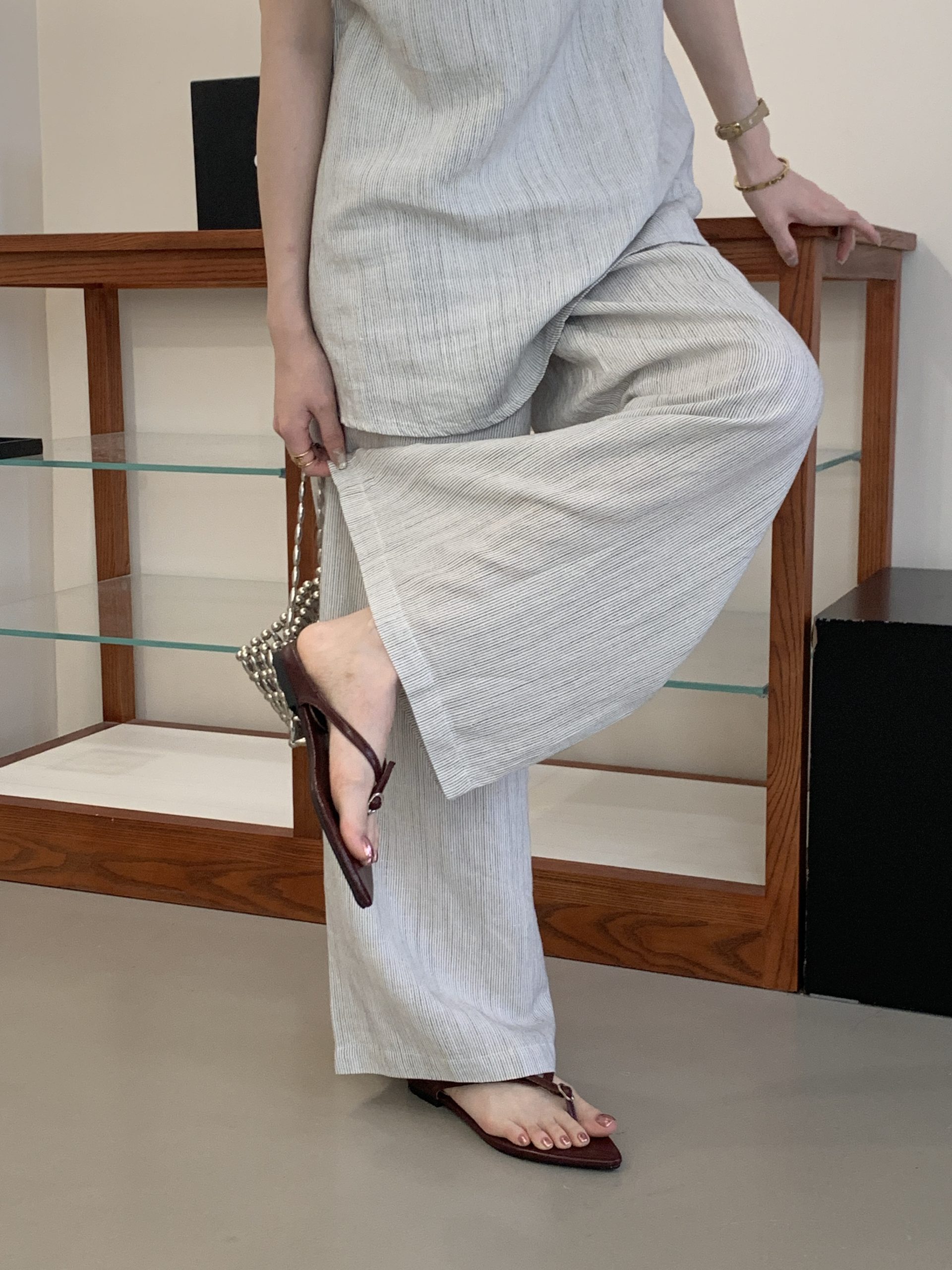 Women's Summer 2026 New Flat Pointed Toe Sandals Flip Flops Toe Separator Roman Anti-Slip Casual Slippers - Image 4